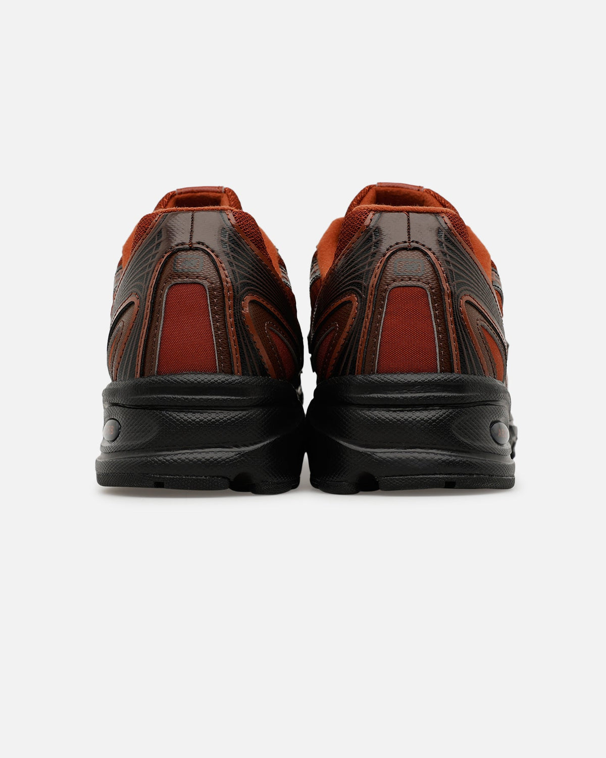 New Balance 740 Brown - Sneakers