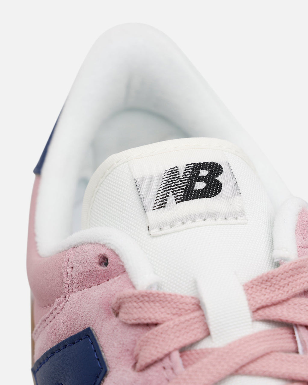 New Balance T500 Pink - Sneakers