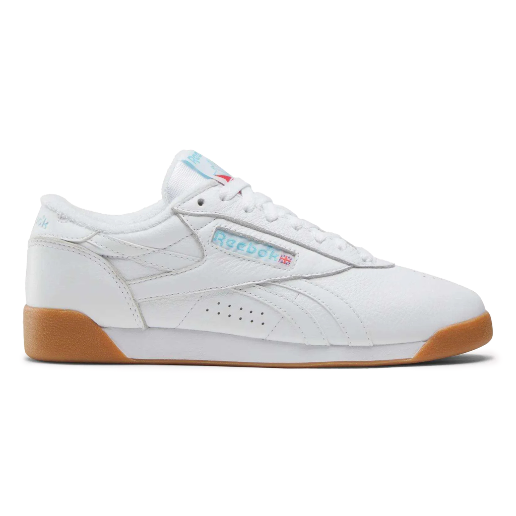 Reebok Women's Freestyle Lo White/Gum - Sneakers