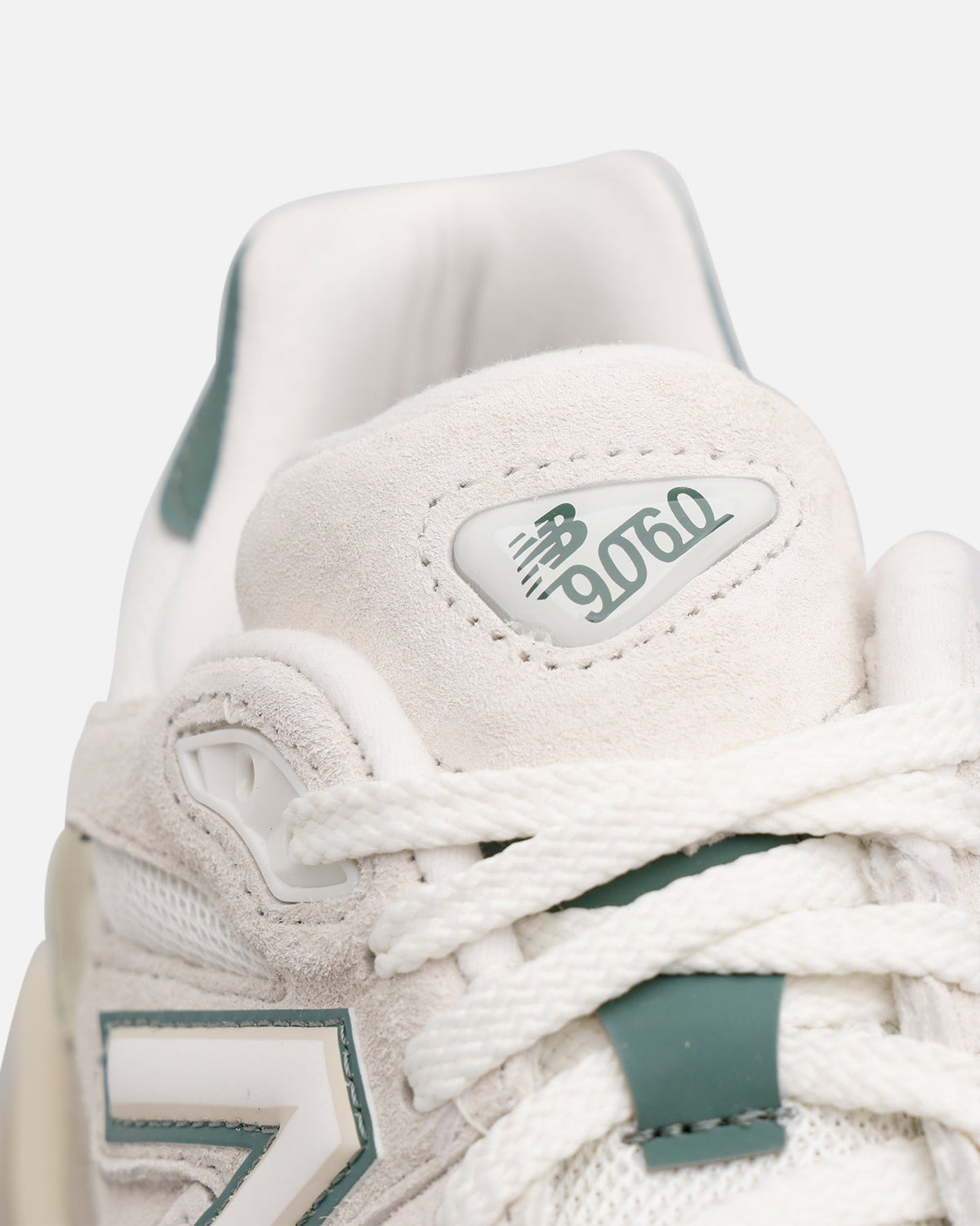 New Balance 9060 Linen - Sneakers