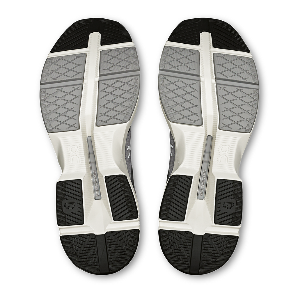 ON Cloudpulse - Athletic Shoes