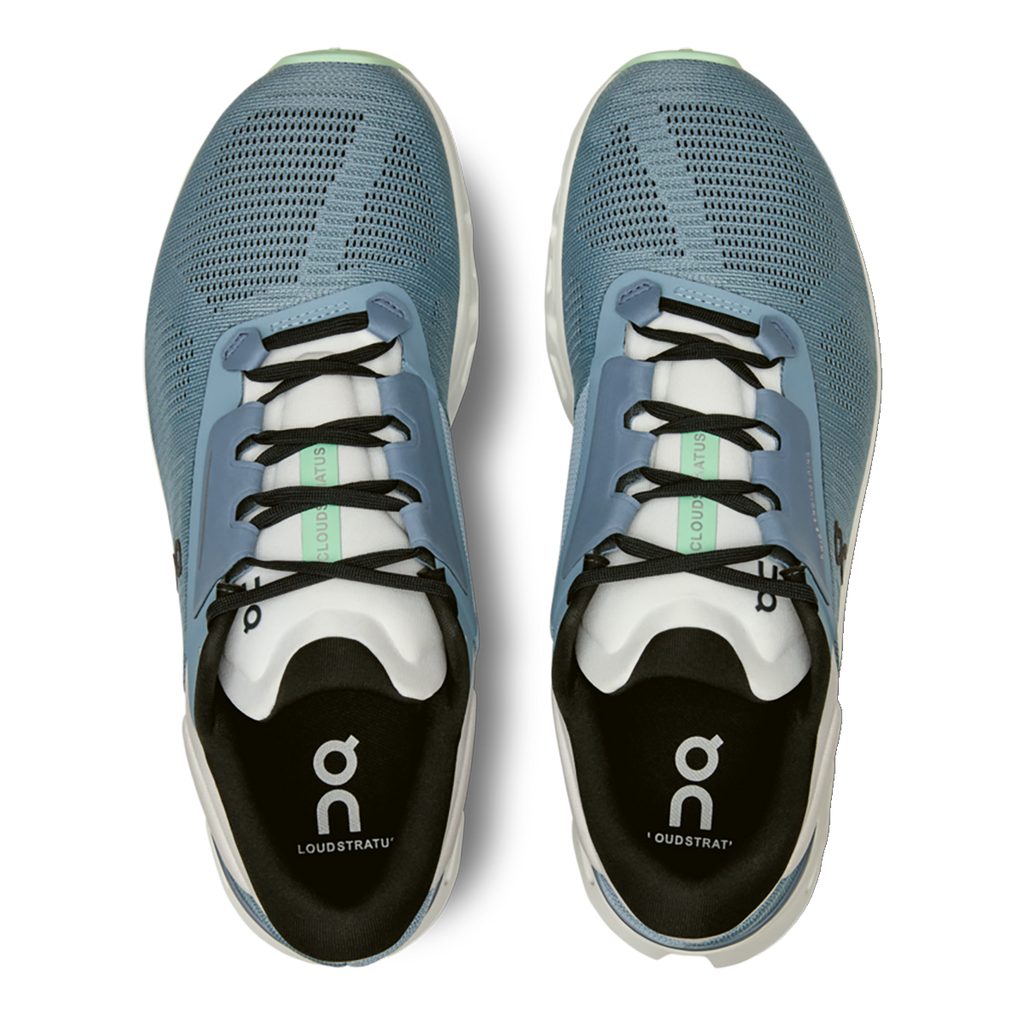 ON Cloudstratus V3 - Running Shoes