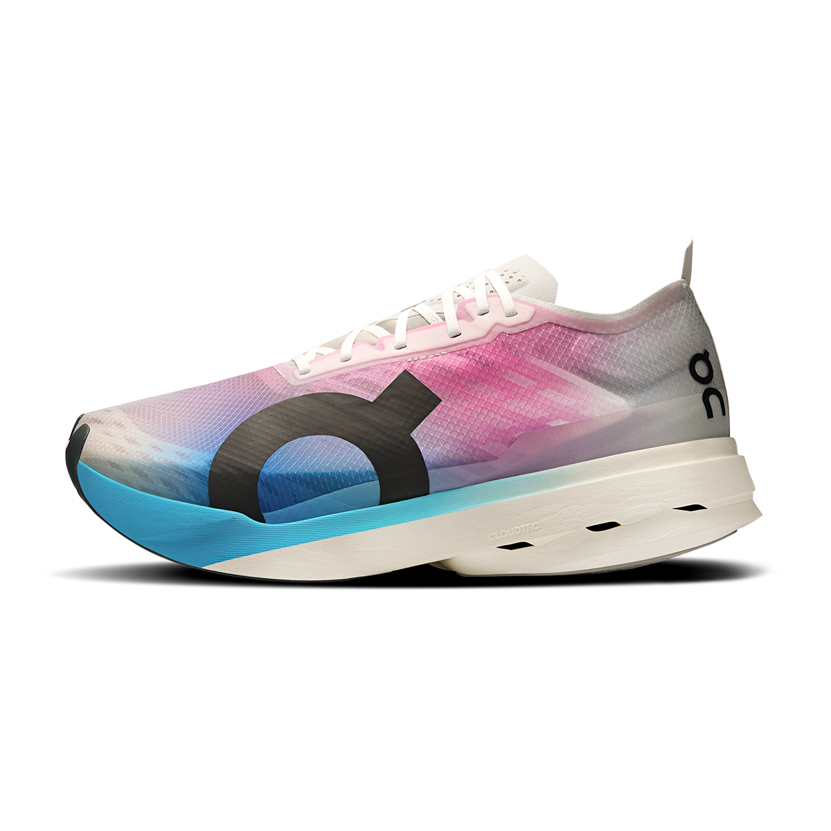 ON Cloudboom Strike - Running Shoes