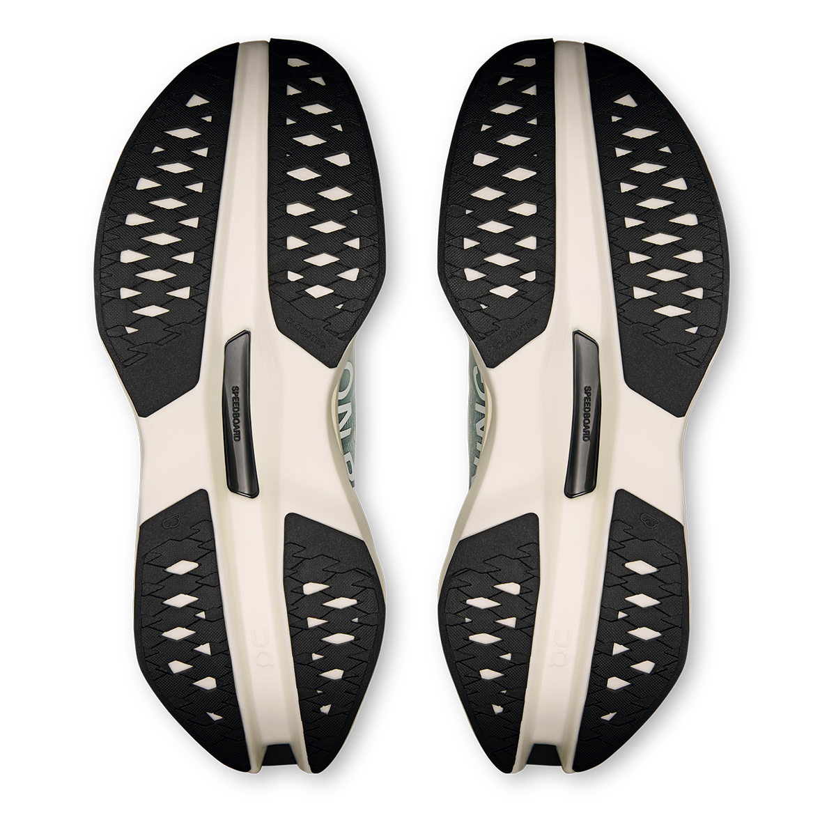 ON Cloudboom Max - Running Shoes