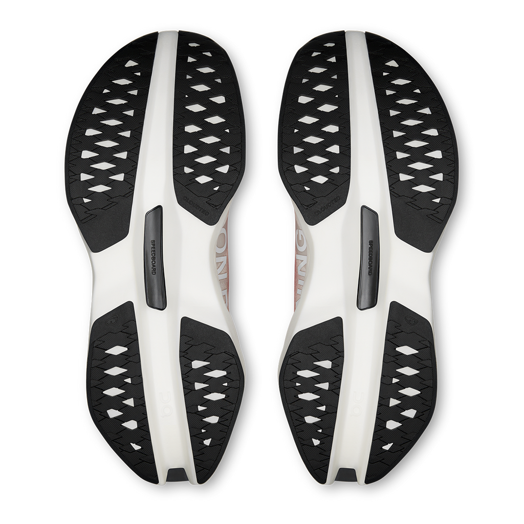 ON Cloudboom Max - Running Shoes