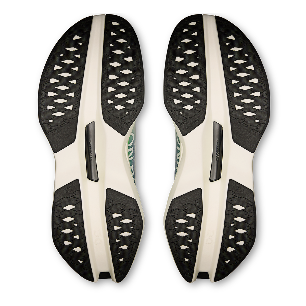 ON Cloudboom Max - Running Shoes