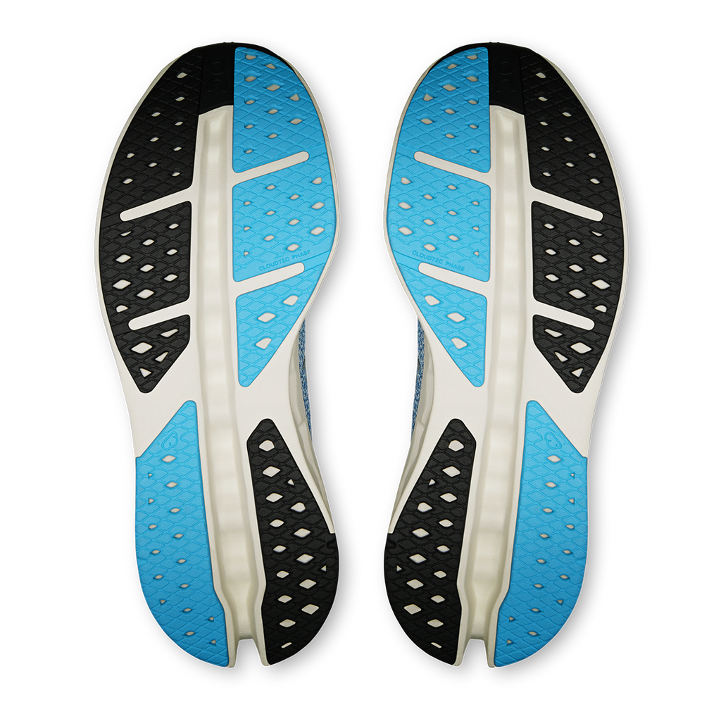 ON Cloudsurfer Max - Running Shoes