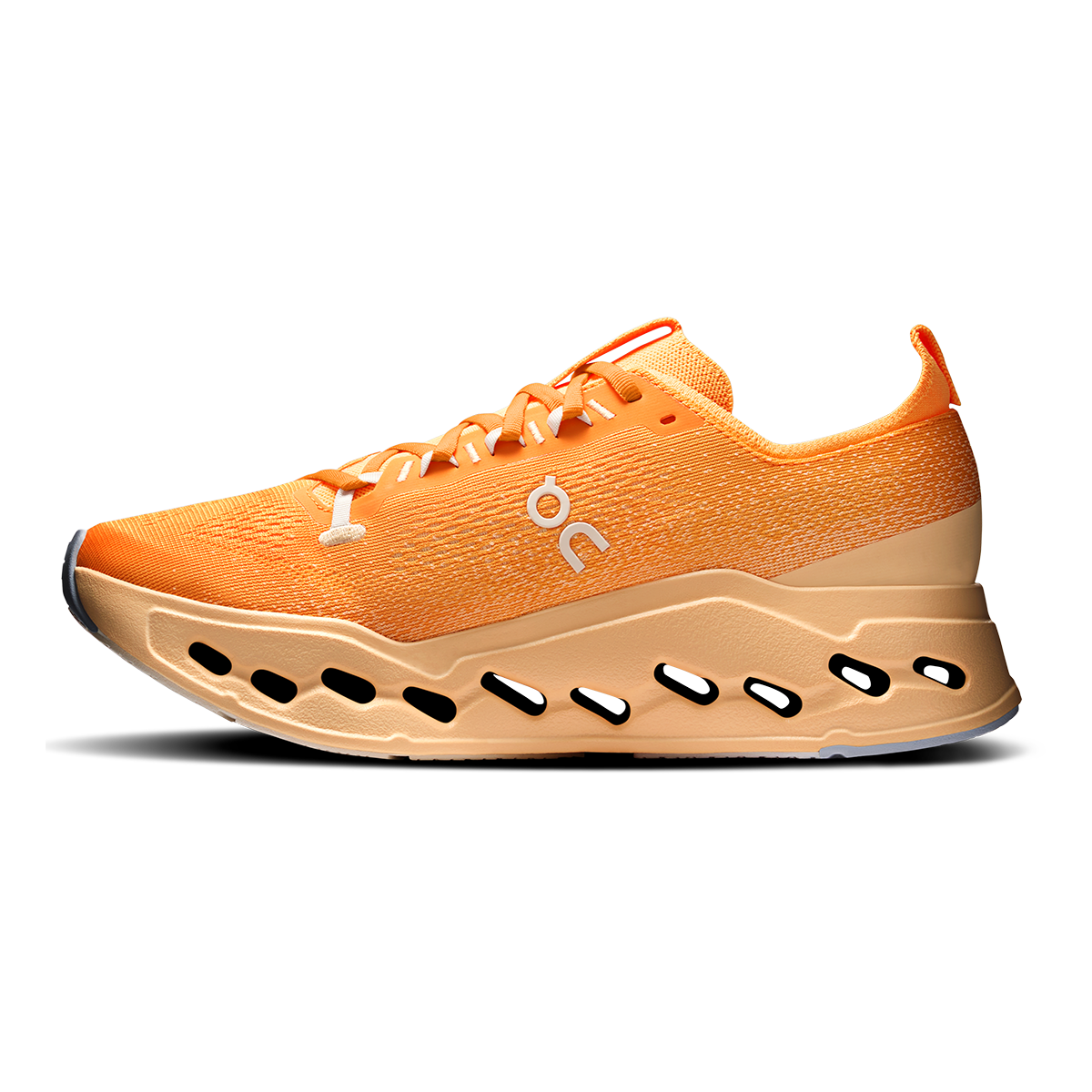 ON Cloudsurfer Max - Running Shoes