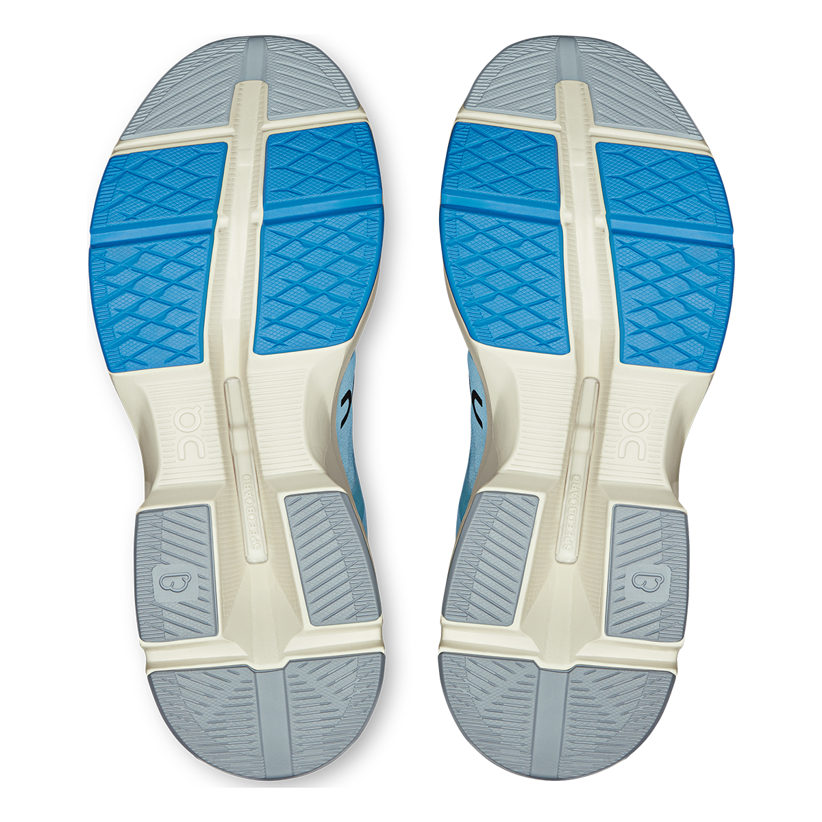 ON Cloudpulse - Athletic Shoes