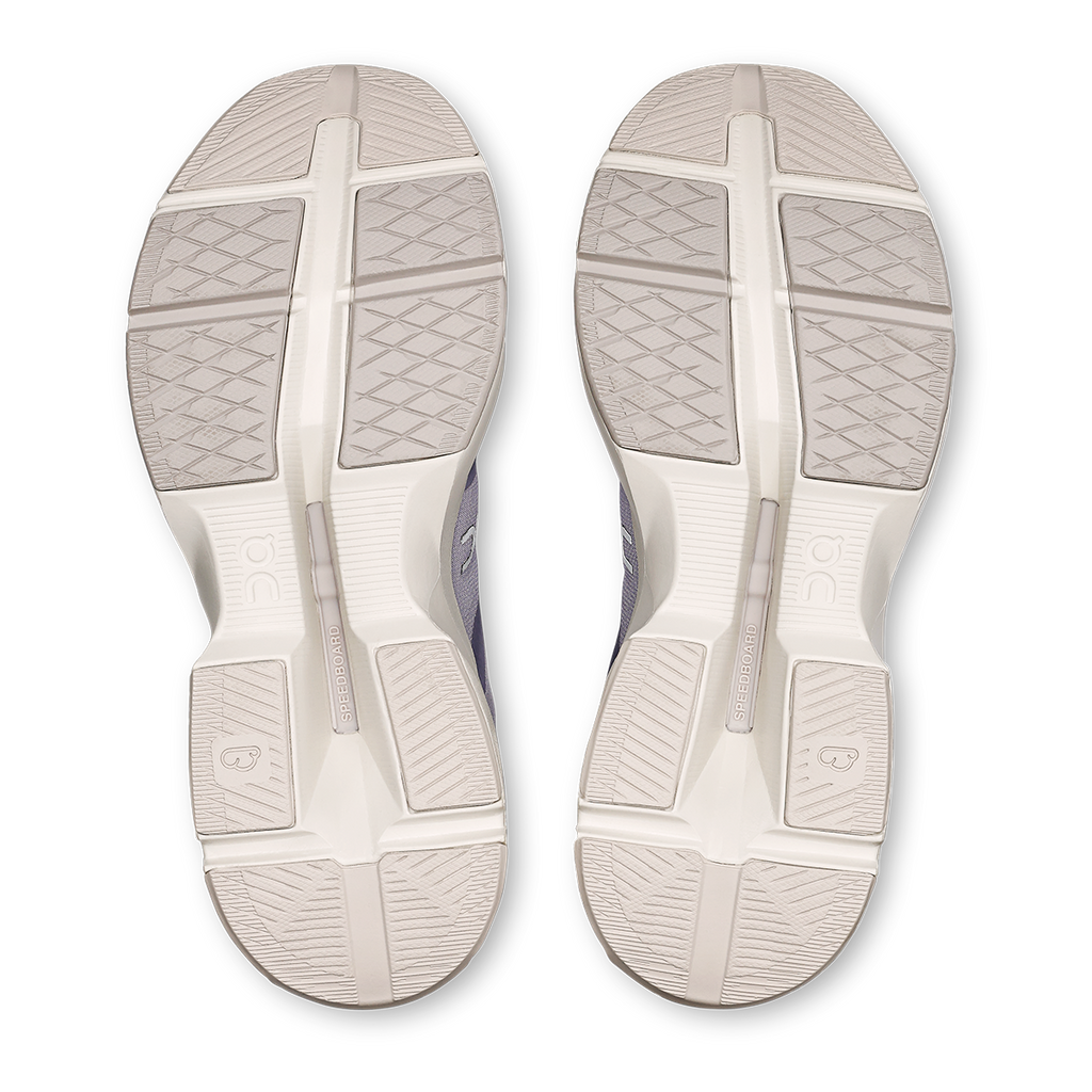 ON Cloudpulse - Athletic Shoes