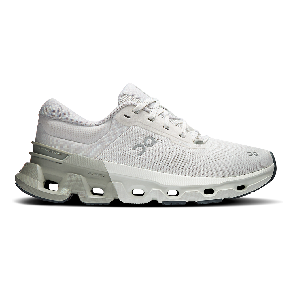 ON Cloudflyer V5 - Running Shoes