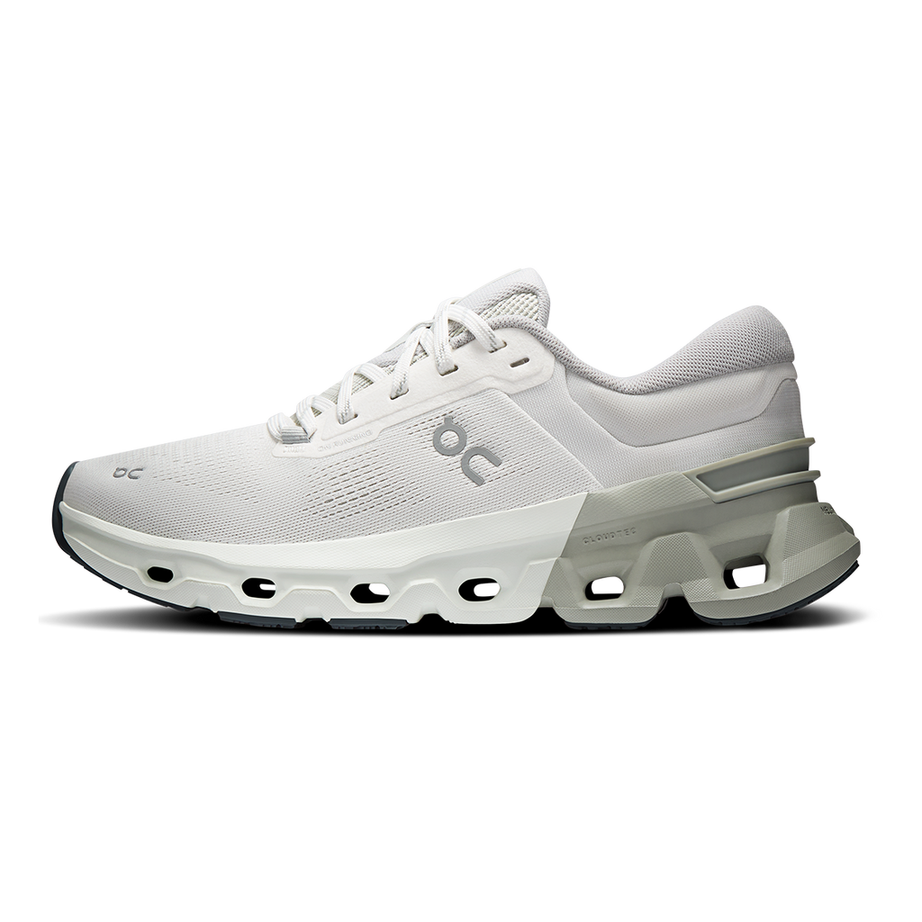 ON Cloudflyer V5 - Running Shoes