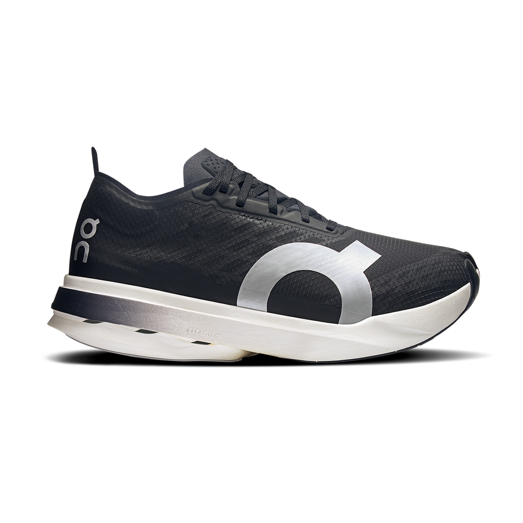 ON Cloudboom Strike - Running Shoes