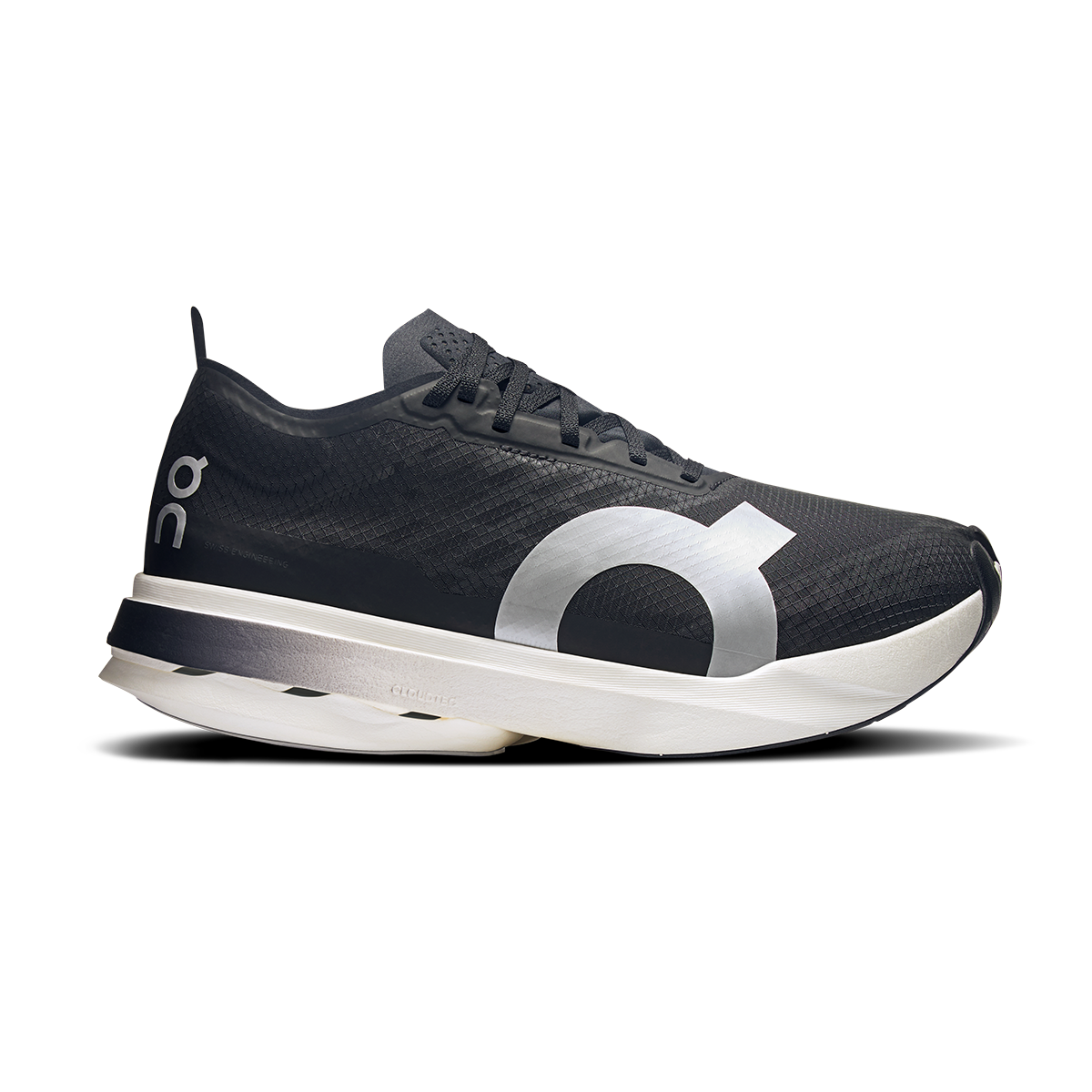 ON Cloudboom Strike - Running Shoes