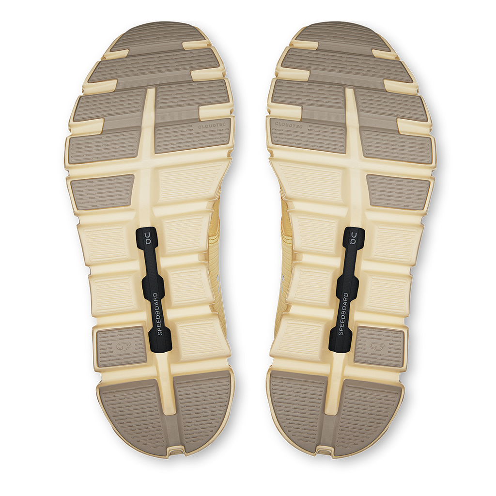 ON Cloud 6 WP - Athletic Shoes