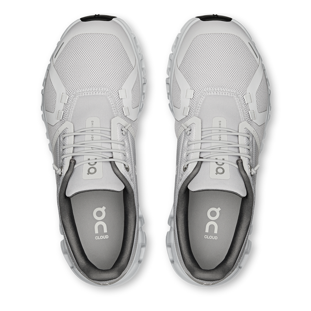 ON Cloud 6 - Athletic Shoes