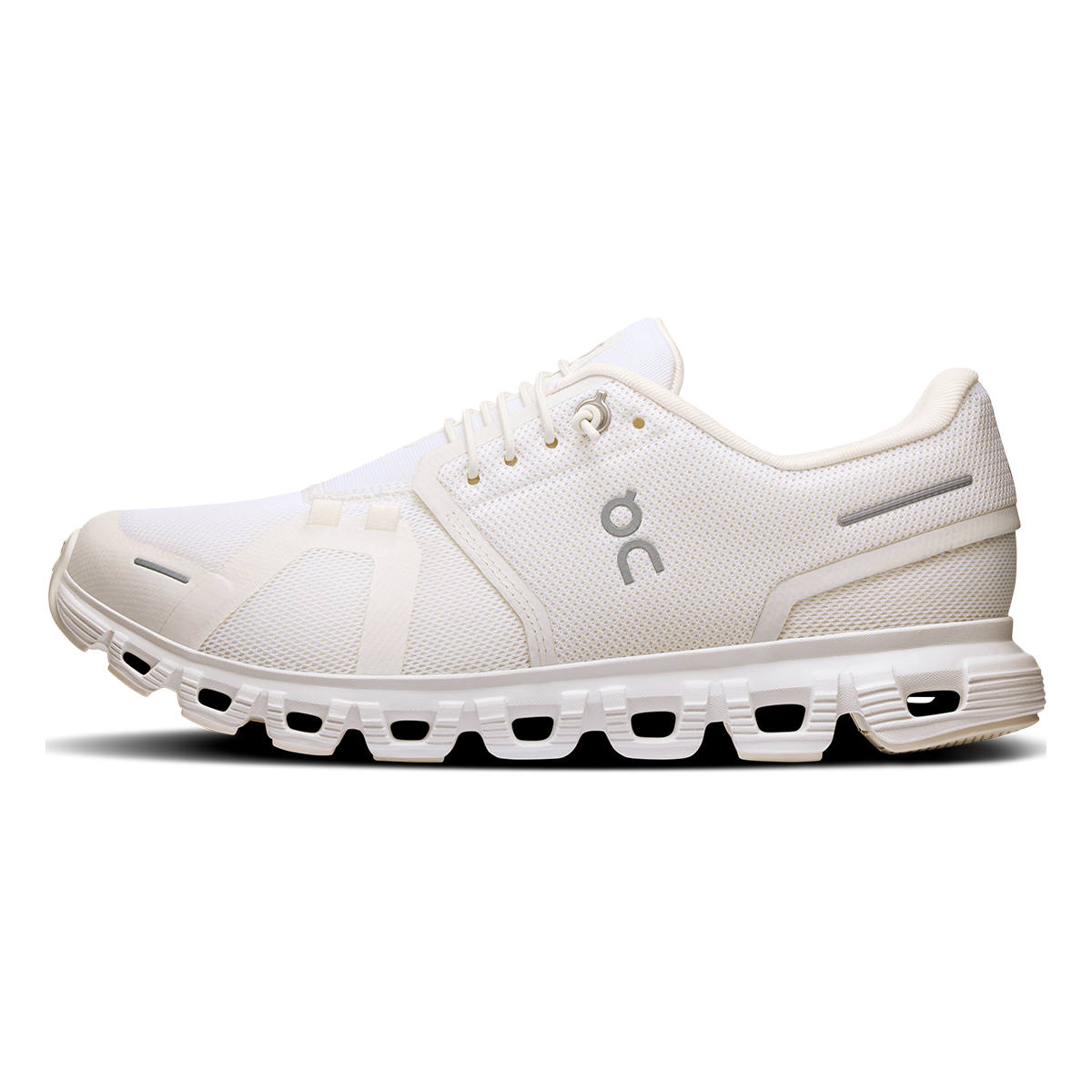 ON Cloud 6 - Athletic Shoes