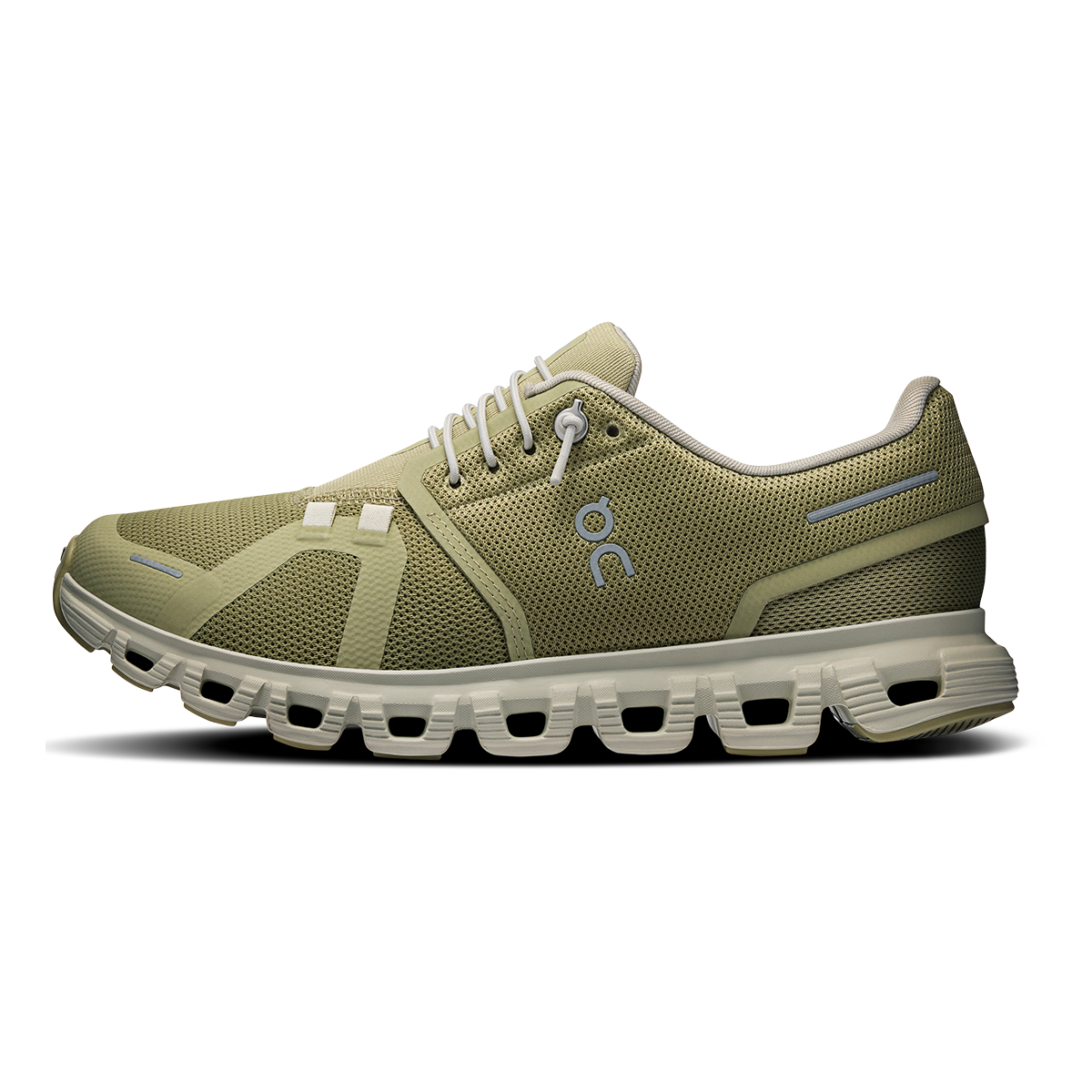 ON Cloud 6 - Athletic Shoes