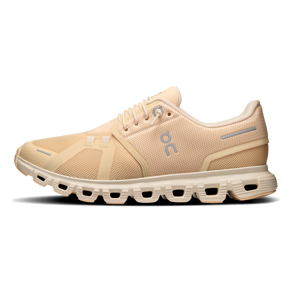 ON Cloud 6 - Athletic Shoes