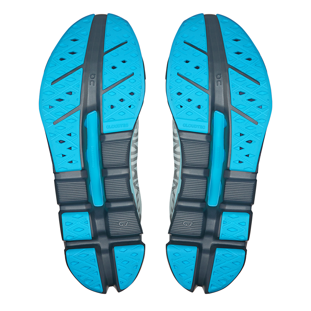 ON Cloudflow V5 - Running Shoes