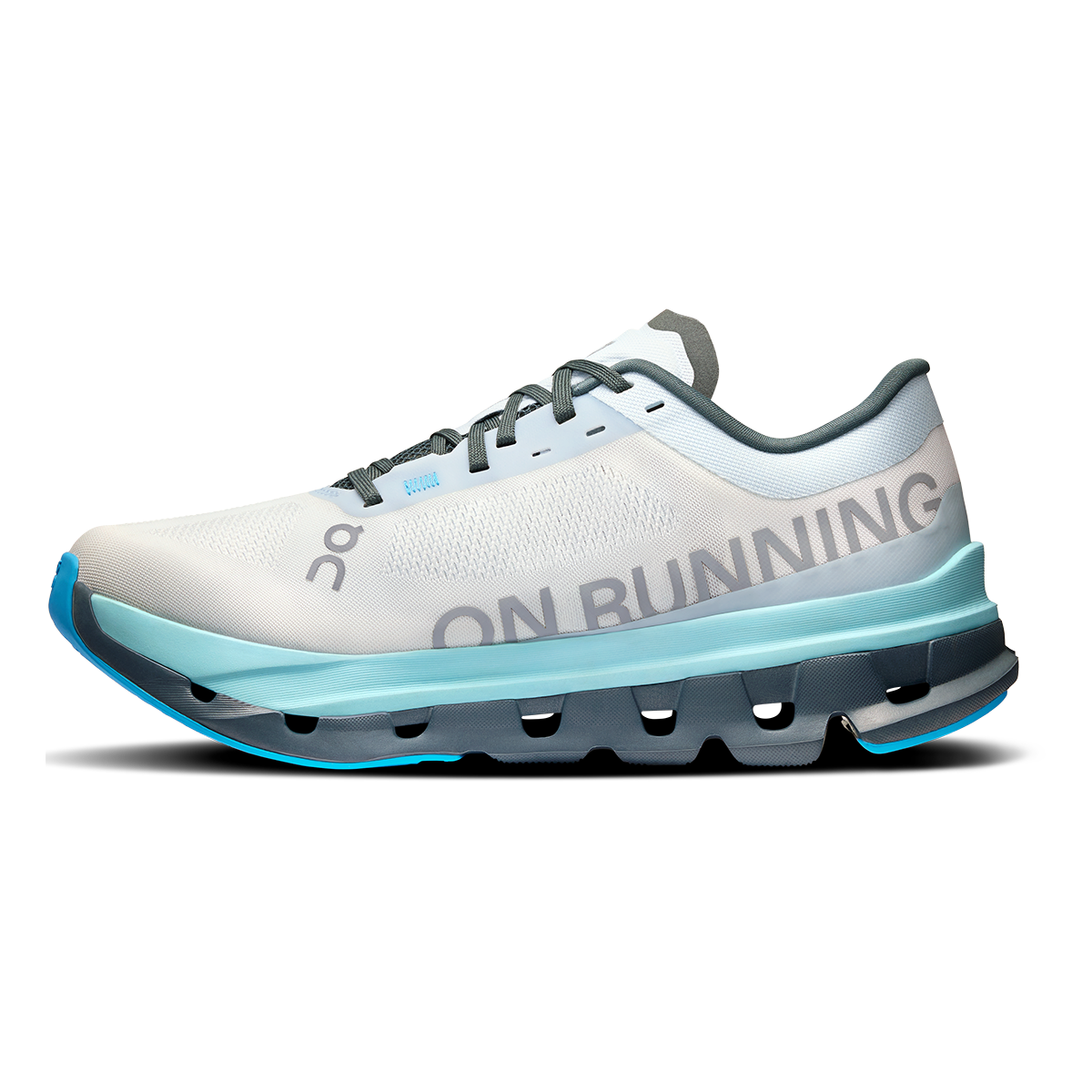 ON Cloudflow V5 - Running Shoes