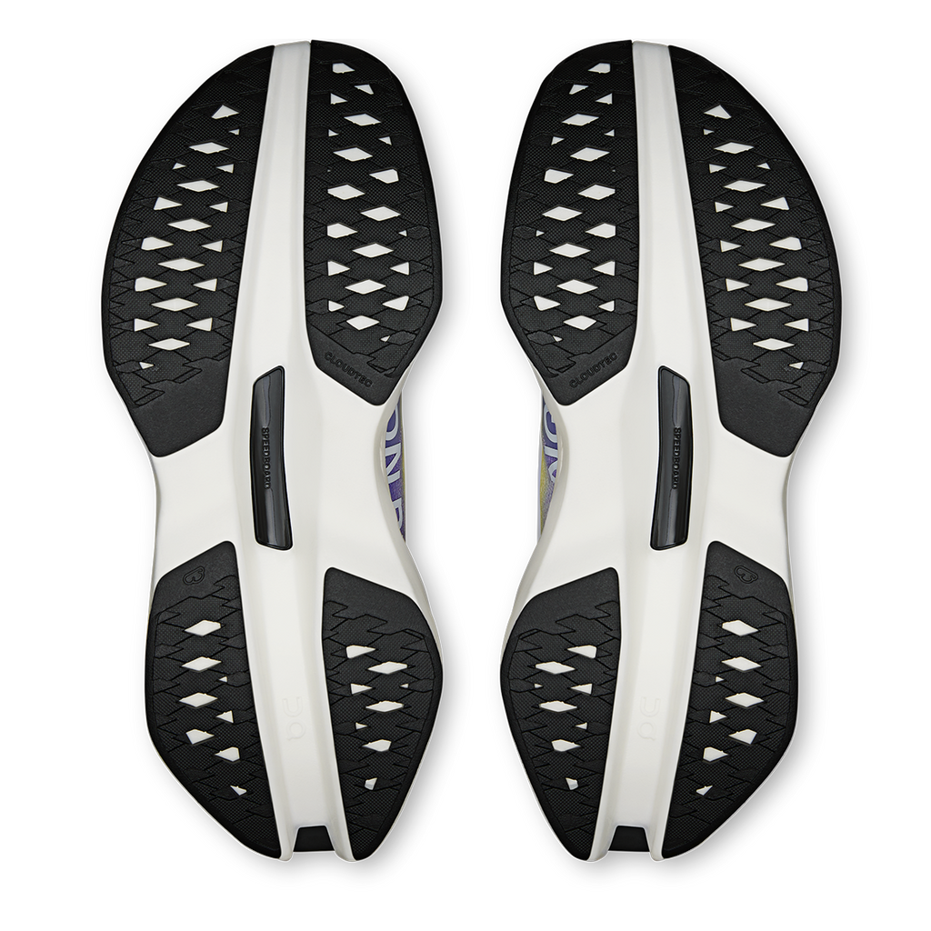 ON Cloudboom Max - Running Shoes