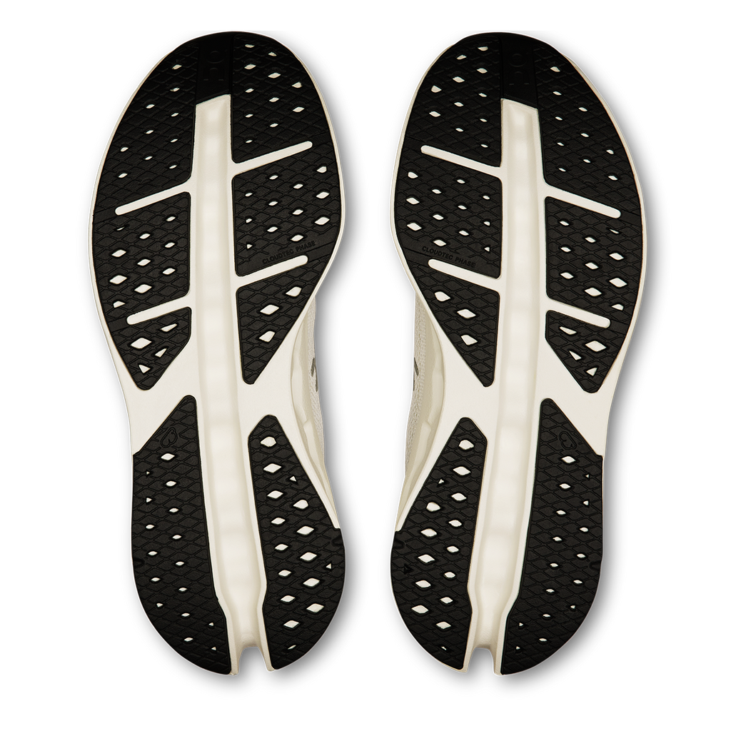 ON Cloudsurfer Max - Running Shoes