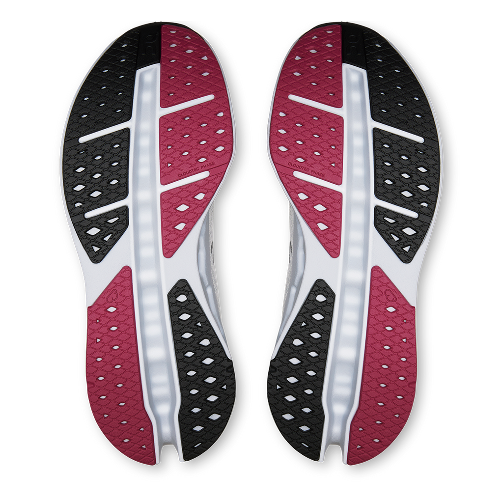 ON Cloudsurfer Max - Running Shoes