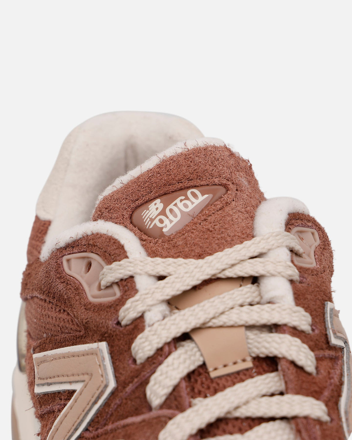 New Balance 9060 Dark Oak - Sneakers