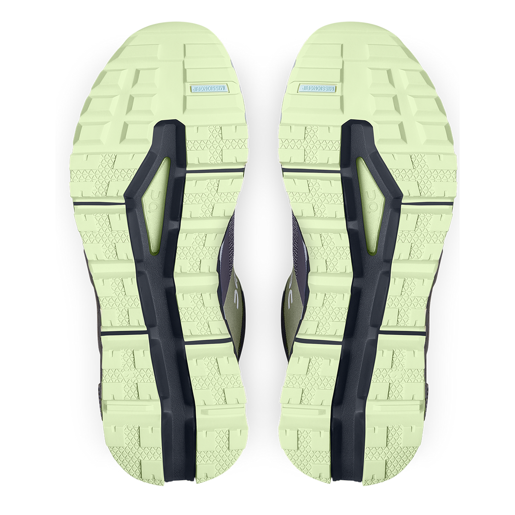 ON Cloudtrax - Athletic Shoes
