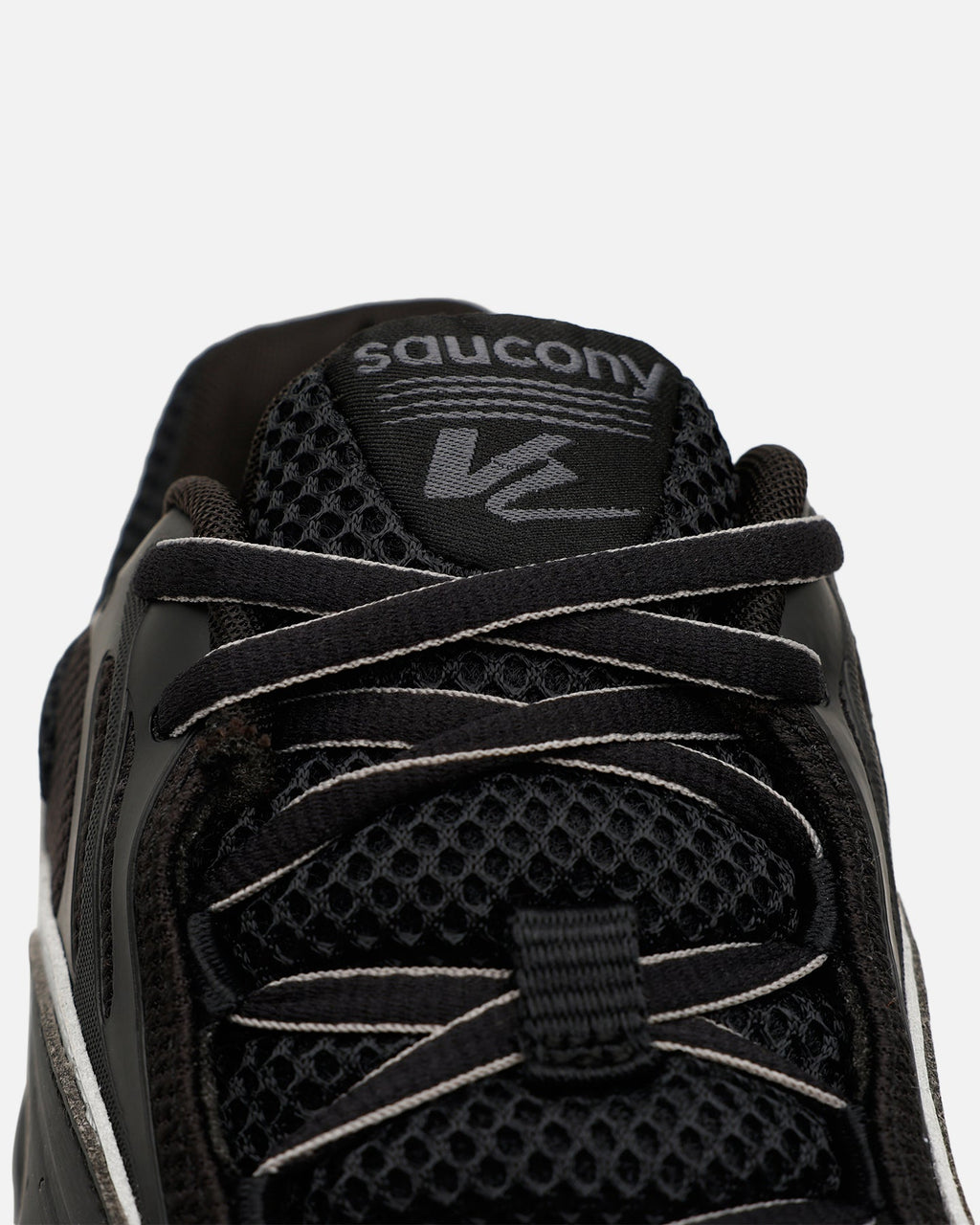 Saucony ProGrid V2 Black/Silver - Sneakers