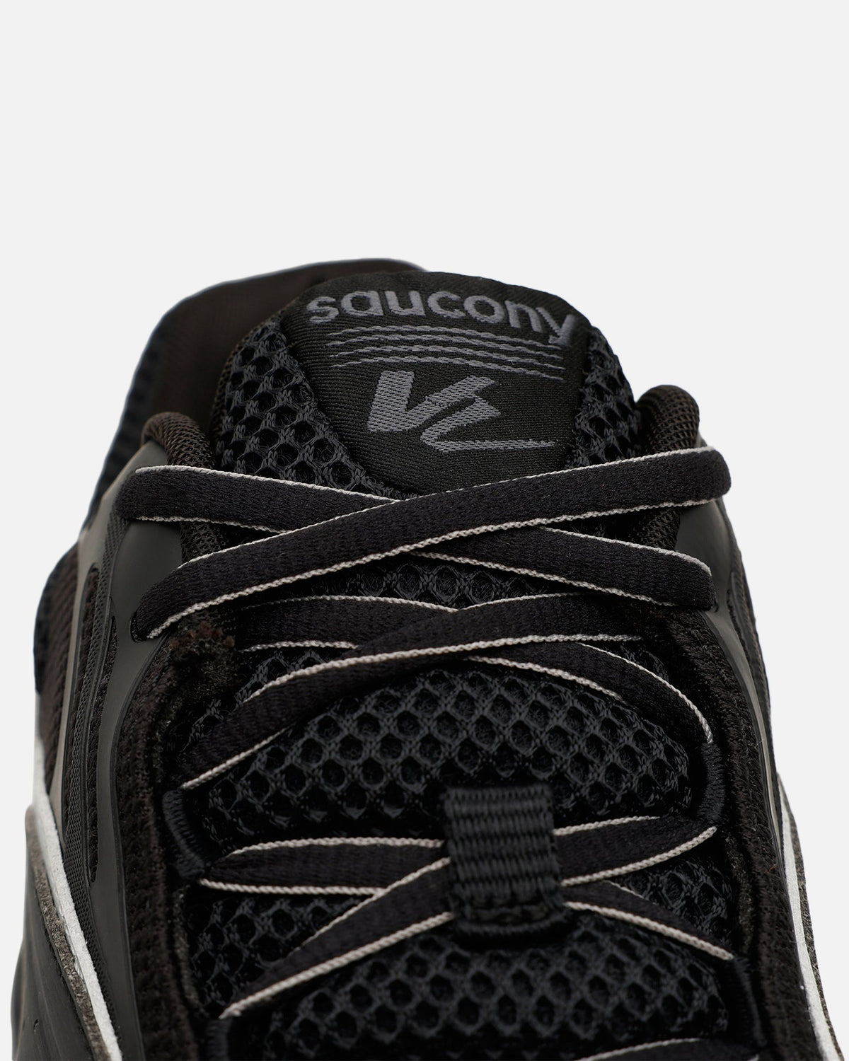 Saucony ProGrid V2 Black/Silver - Sneakers