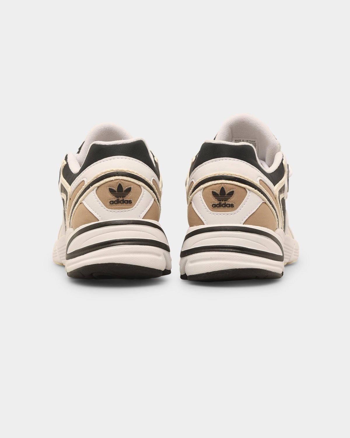 Adidas Women's Astir Ftwr White/Core Black - Sneakers
