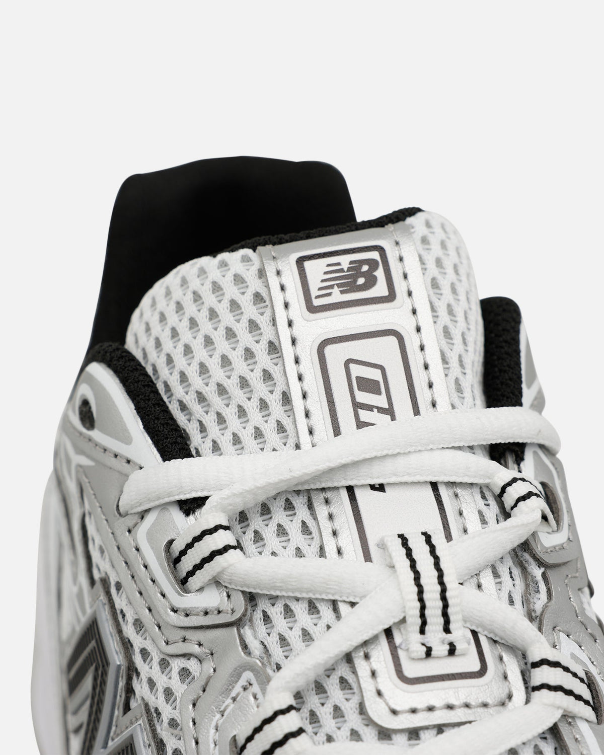 New Balance 740 Silver/Black - Sneakers