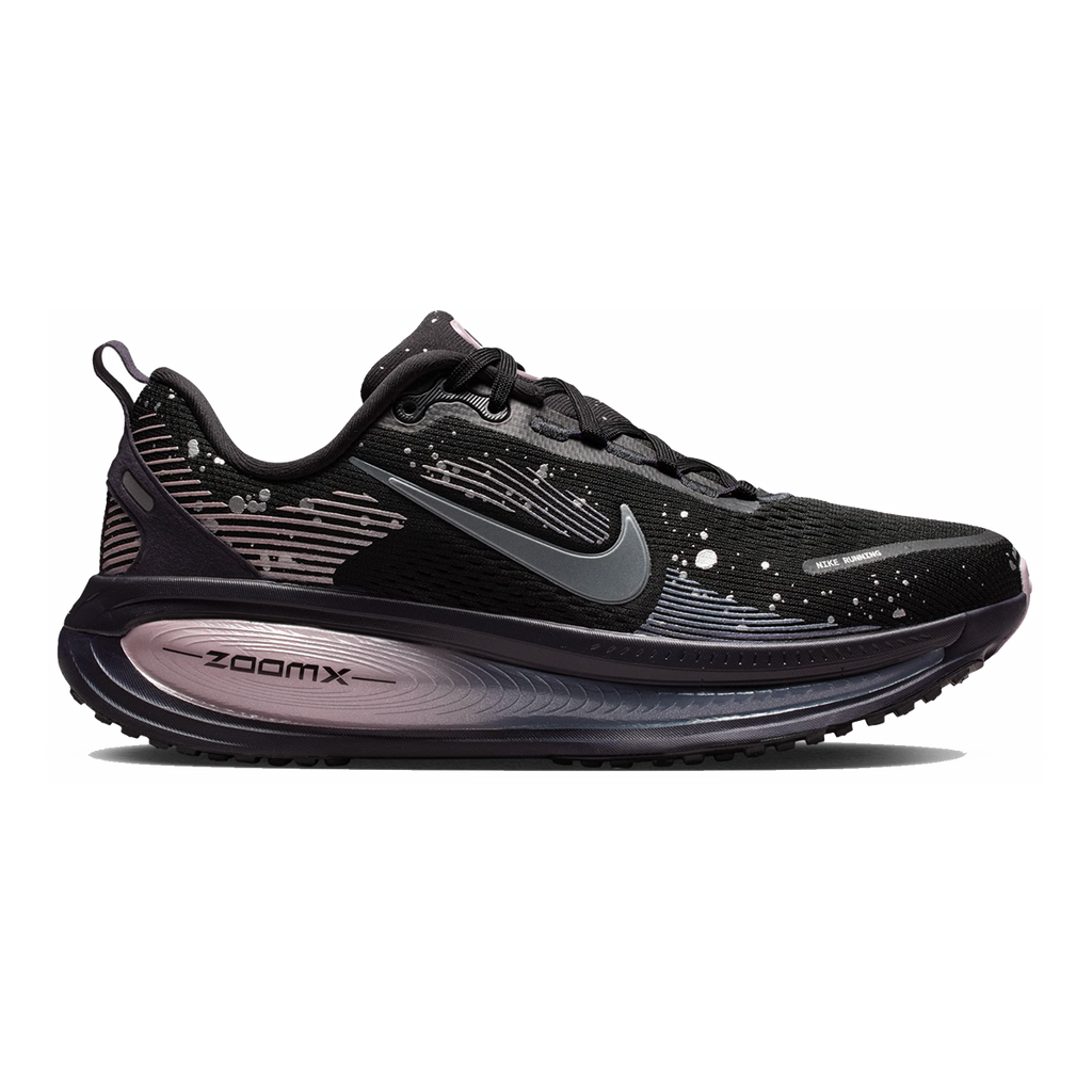 Nike Vomero 18 SE - Athletic Shoes