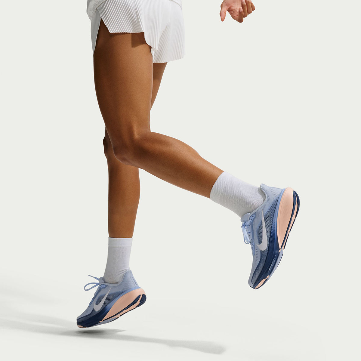 Nike Pegasus 42 - Running Shoes