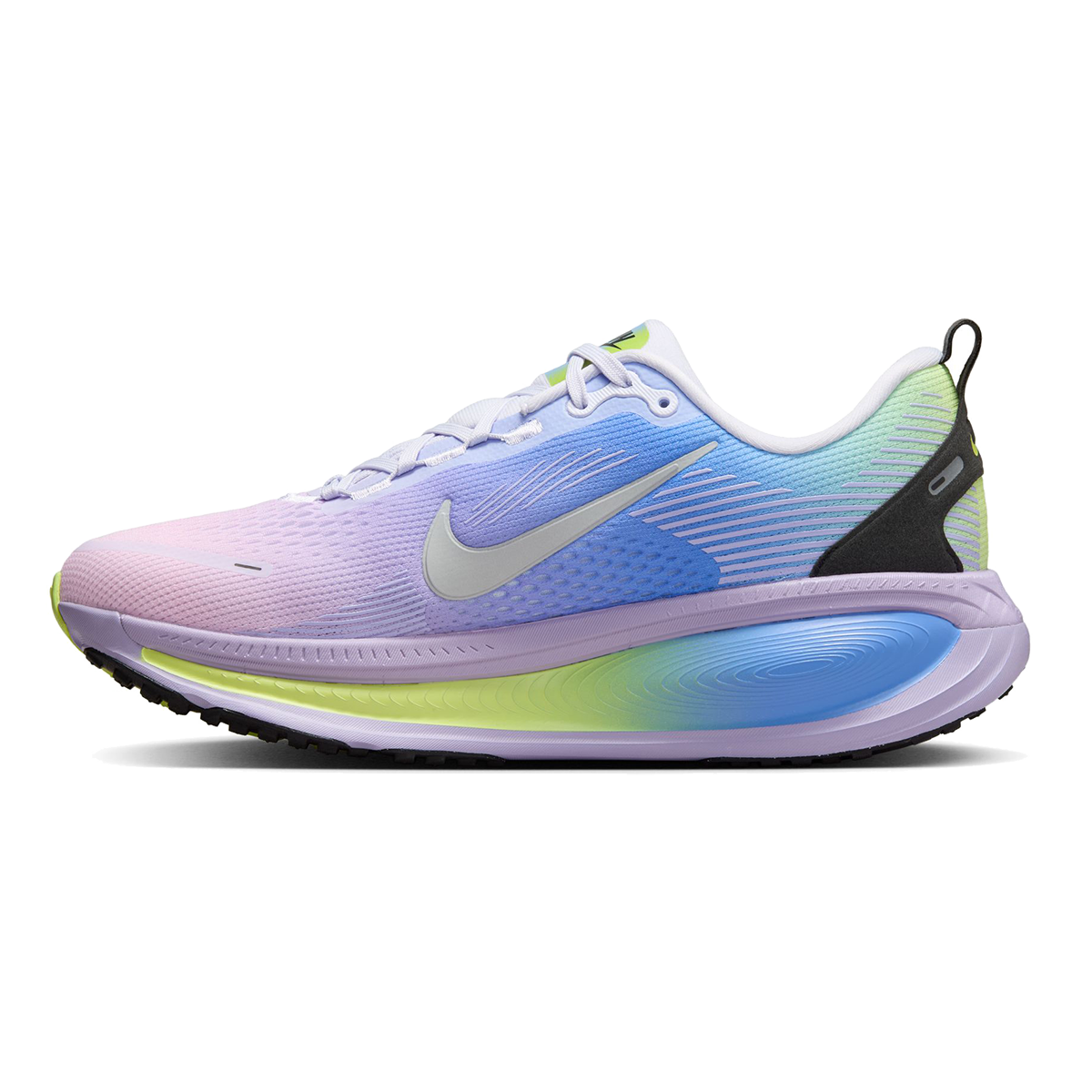 Nike Vomero 18 SE - Athletic Shoes