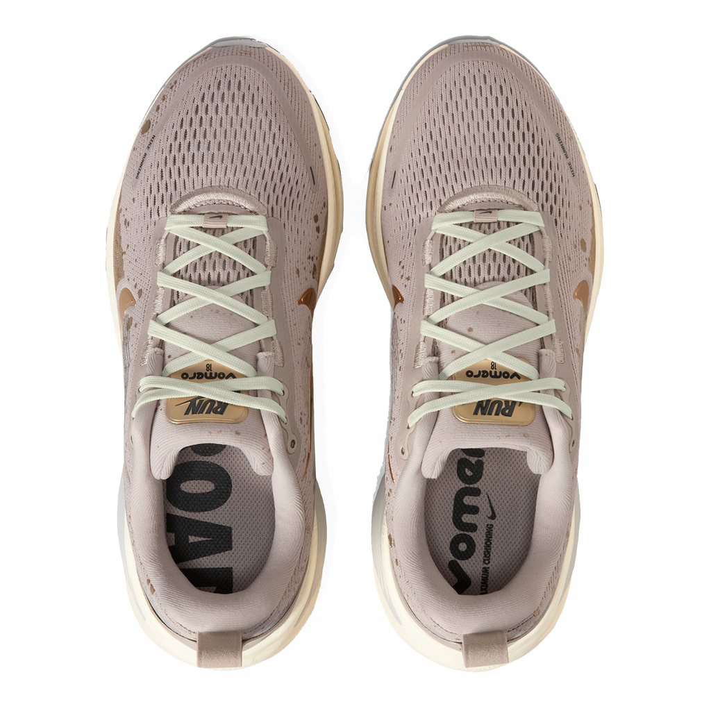 Nike Vomero 18 SE - Athletic Shoes