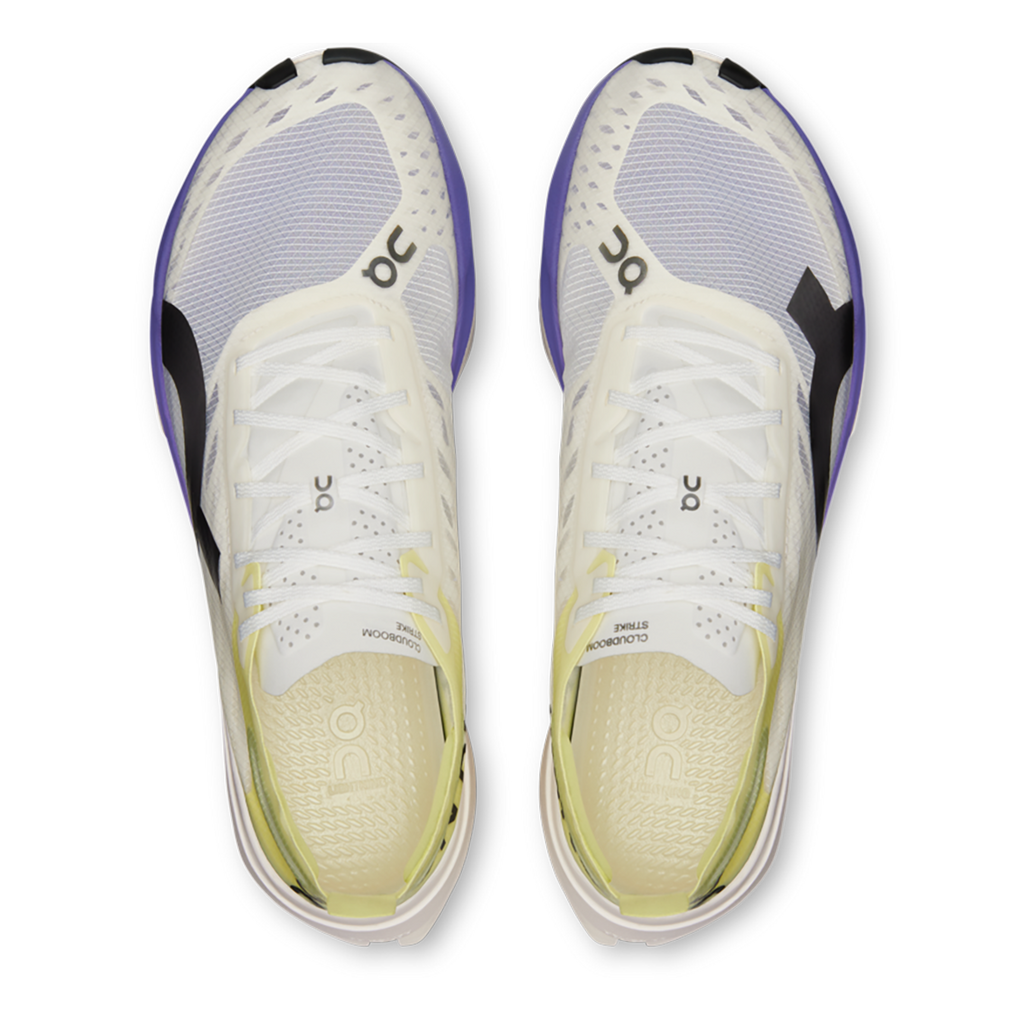ON Cloudboom Strike - Running Shoes
