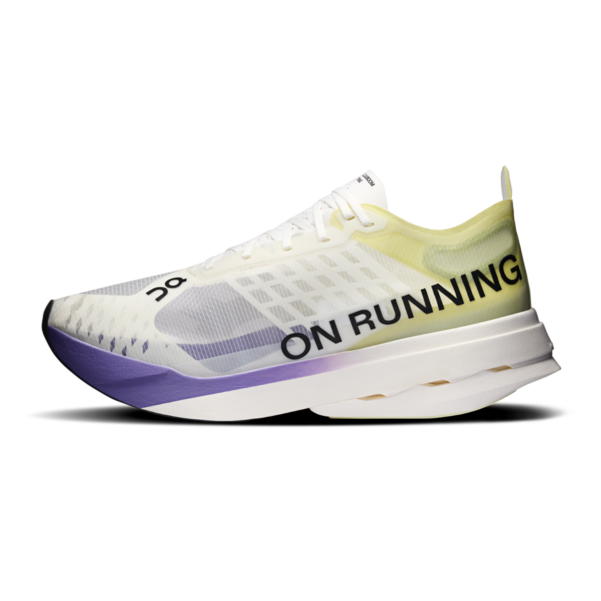 ON Cloudboom Strike - Running Shoes
