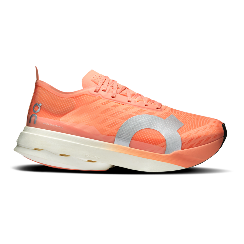 ON Cloudboom Strike - Running Shoes