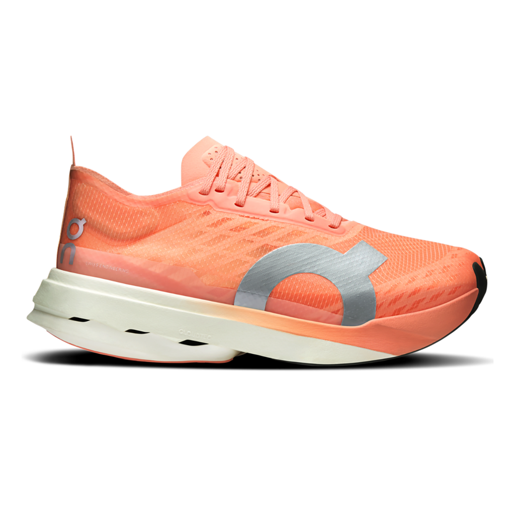 ON Cloudboom Strike - Running Shoes