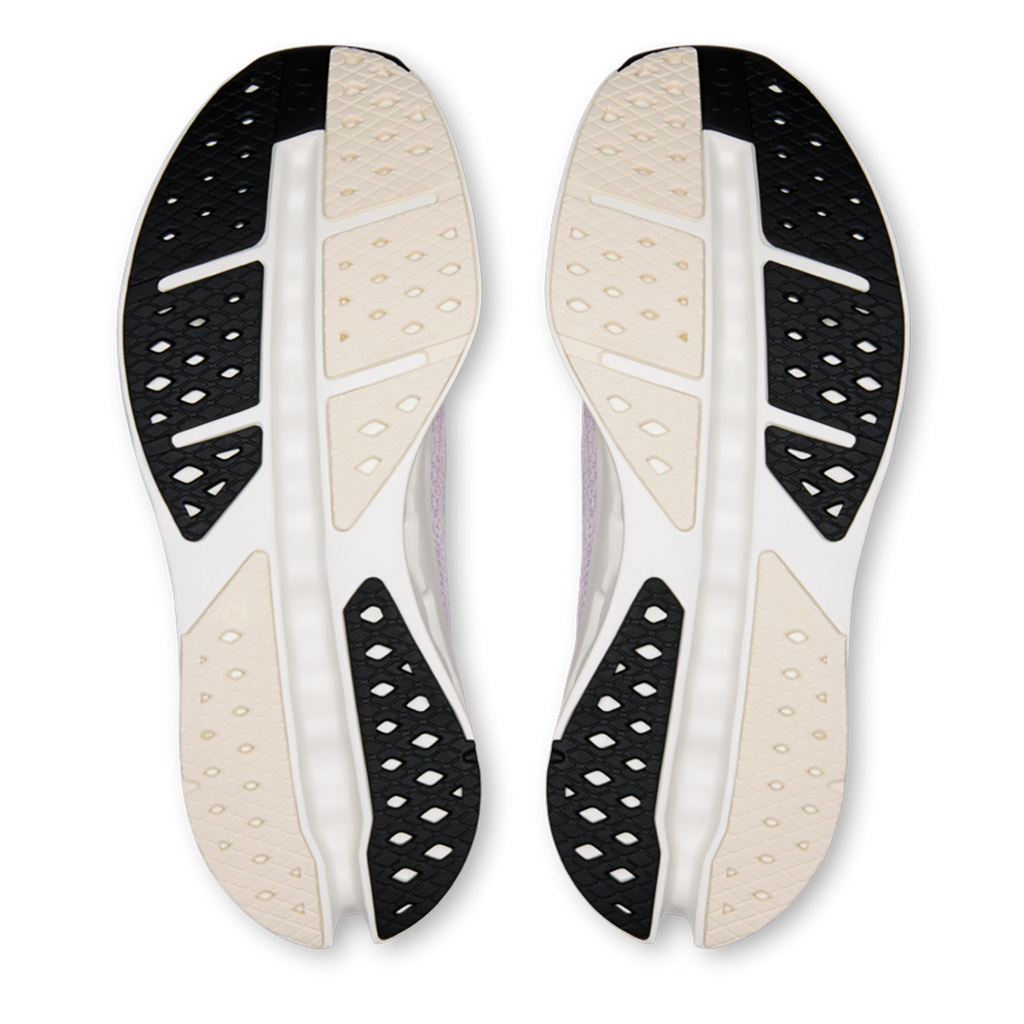 ON Cloudsurfer Max - Running Shoes