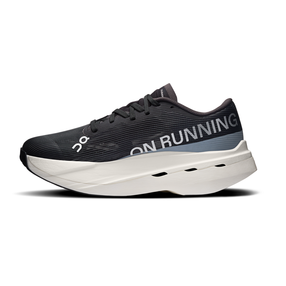 ON Cloudboom Volt - Running Shoes