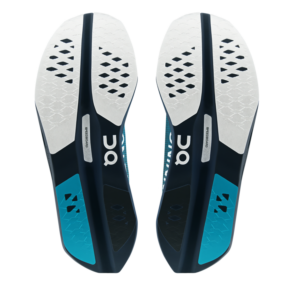 ON Cloudboom Volt - Running Shoes