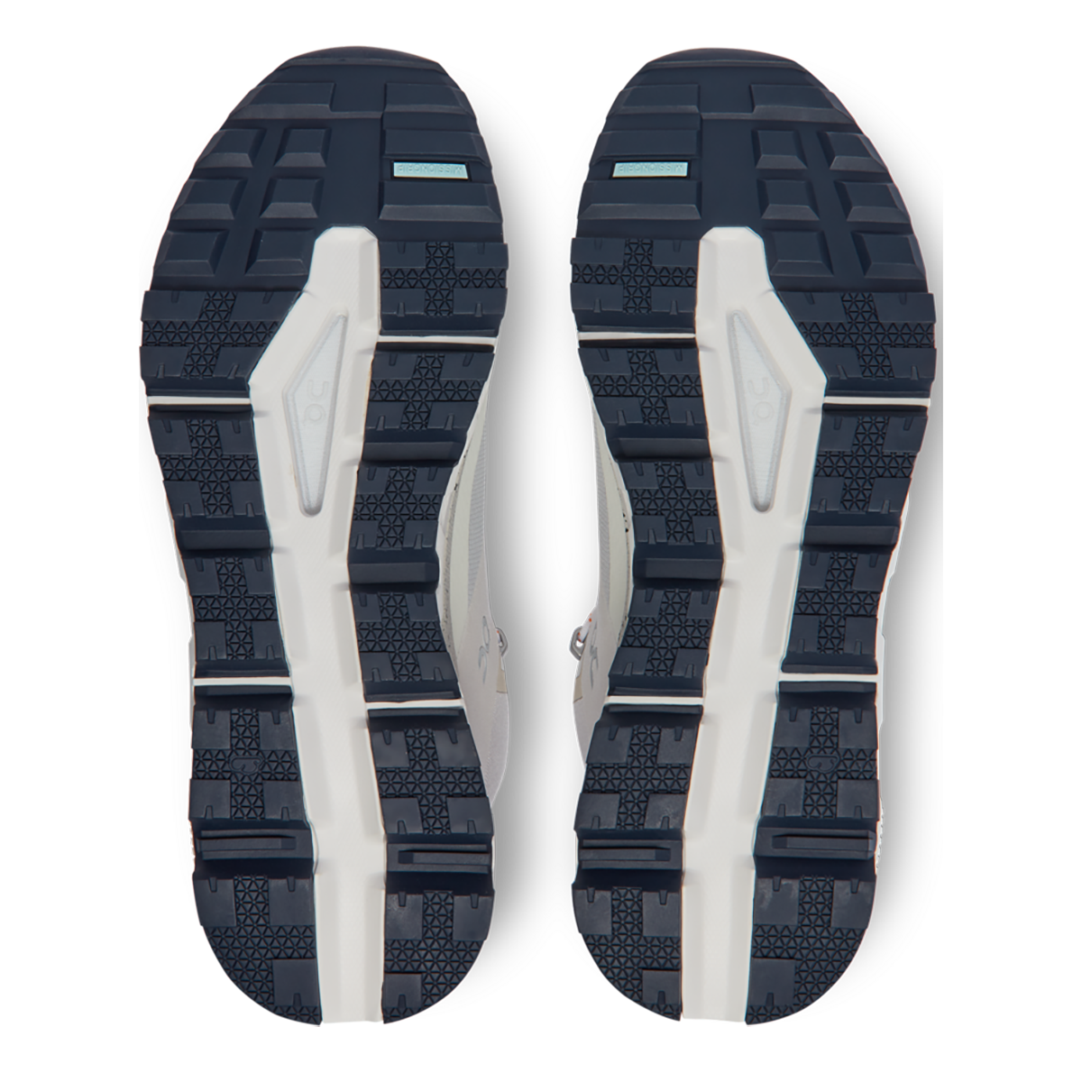 ON Cloudtrax - Athletic Shoes