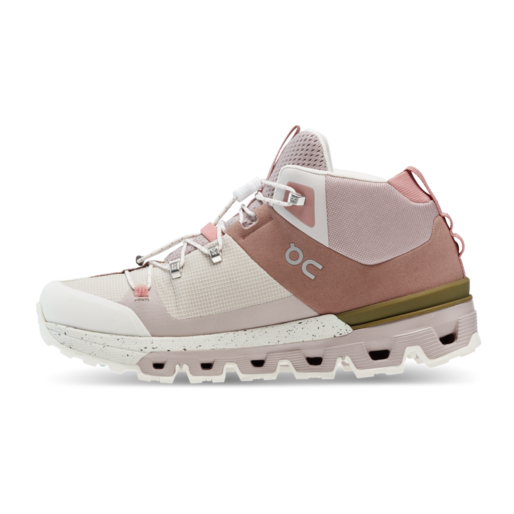 ON Cloudtrax - Athletic Shoes
