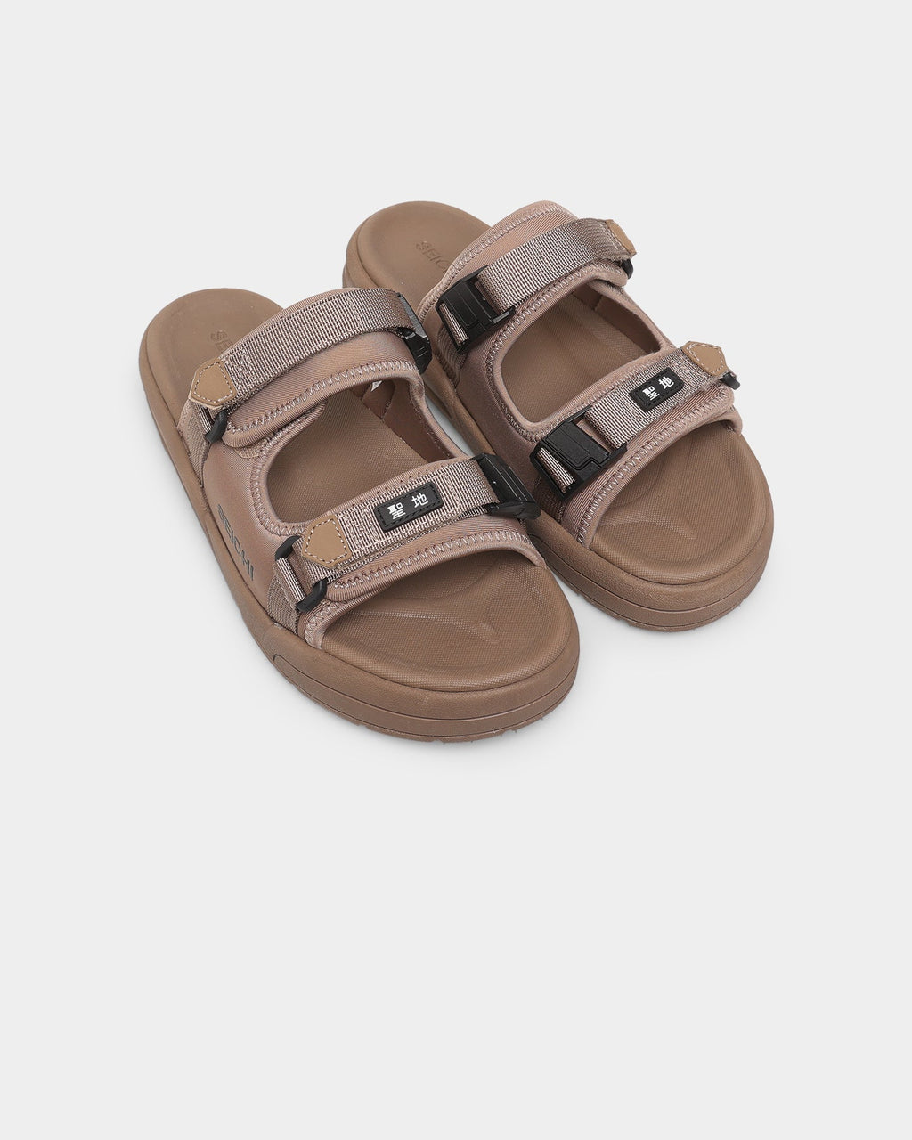 Seichi Sandoru Ni Taupe - Slides