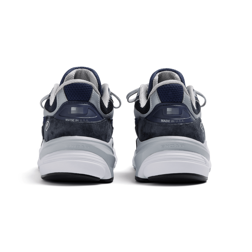 New Balance Men's M990NV6 Navy/White - Sneakers