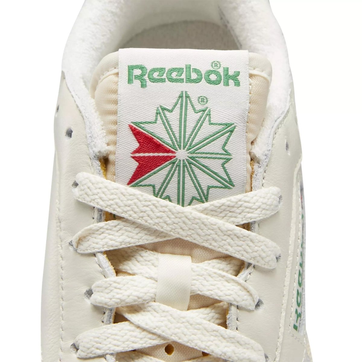 Reebok Women's Club C 1985 Chalk/Green - Sneakers